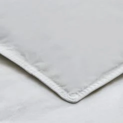 Fogarty White Goose Feather And Down 13.5 Tog Duvet -Furn. Shop 1000034550 alt03