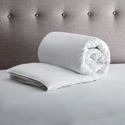 Fogarty White Goose Feather And Down All Seasons 13.5 Tog Duvet 7 Fogarty White Goose Feather And Down All Seasons 13.5 Tog Duvet -Furn. Shop 1000034552 alt02