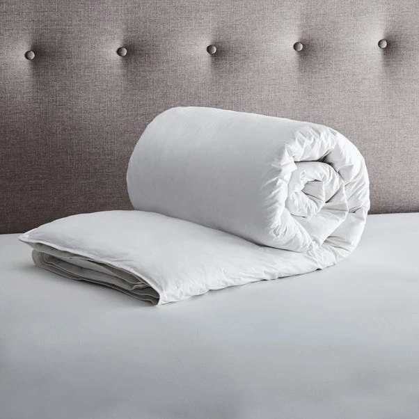 Fogarty White Goose Feather And Down All Seasons 13.5 Tog Duvet 3 Fogarty White Goose Feather And Down All Seasons 13.5 Tog Duvet - Image 3