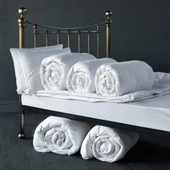 Fogarty Anti Allergy White Goose Feather And Down 10.5 Tog Duvet 7 Fogarty Anti Allergy White Goose Feather And Down 10.5 Tog Duvet -Furn. Shop 1000114310 alt03