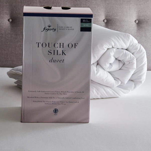 Fogarty Touch Of Silk 10.5 Tog Duvet 4 Fogarty Touch Of Silk 10.5 Tog Duvet - Image 4