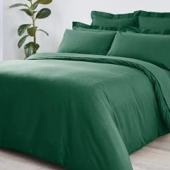 Dunelm Non Iron Plain Dye Hunter Green Duvet Cover -Furn. Shop 1000151325 alt02