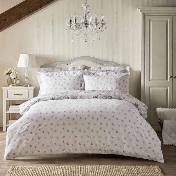 Holly Willoughby Tamsin Grey 100% Cotton Reversible Duvet Cover And Pillowcase Set 3 Holly Willoughby Tamsin Grey 100% Cotton Reversible Duvet Cover And Pillowcase Set - Image 3