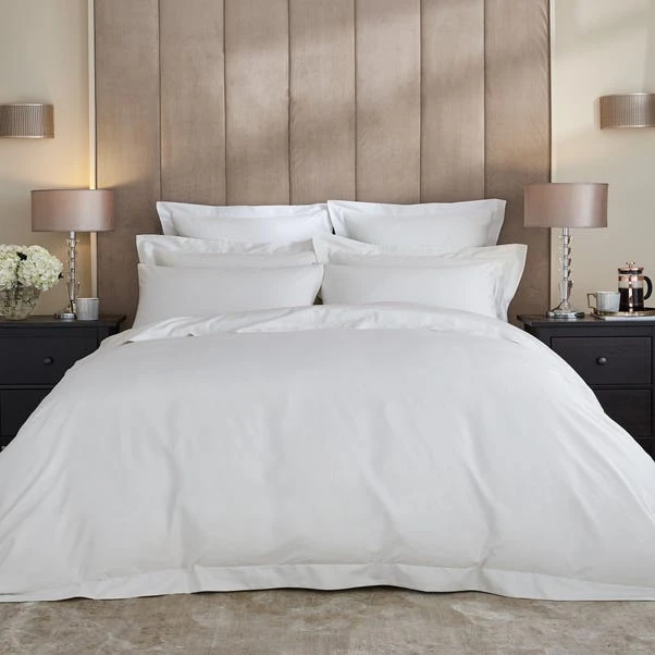 Hotel Cotton 230 Thread Count Sateen Cream Duvet Cover 4 Hotel Cotton 230 Thread Count Sateen Cream Duvet Cover - Image 4