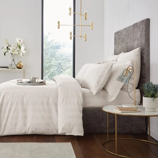 Hotel Cotton 230 Thread Count Cream Stripe Duvet Cover 3 Hotel Cotton 230 Thread Count Cream Stripe Duvet Cover - Image 3