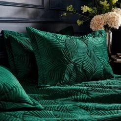 Paoletti Palmeria Emerald Velvet Duvet Cover And Pillowcase Set -Furn. Shop 1000181778 alt02