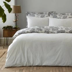 Dunelm Amazonia Toile Reversible Duvet Cover And Pillowcase Set -Furn. Shop 1000181924 alt02