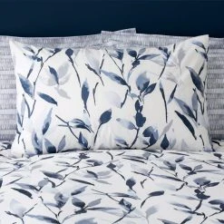 Dunelm Zen Navy Reversible Duvet Cover And Pillowcase Set 9 Dunelm Zen Navy Reversible Duvet Cover And Pillowcase Set -Furn. Shop 1000185670 alt03