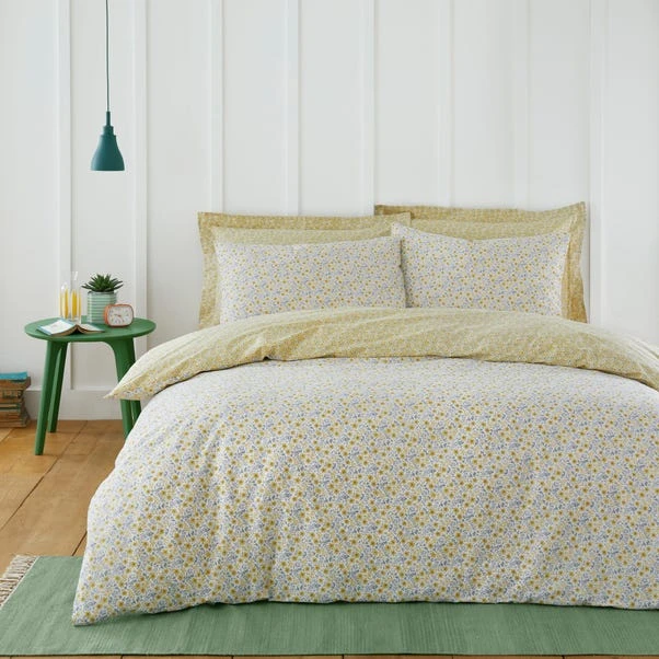 Dunelm Bessie Ditsy Floral Ochre 100% Cotton Reversible Duvet Cover And Pillowcase Set 2 Dunelm Bessie Ditsy Floral Ochre 100% Cotton Reversible Duvet Cover And Pillowcase Set - Image 2