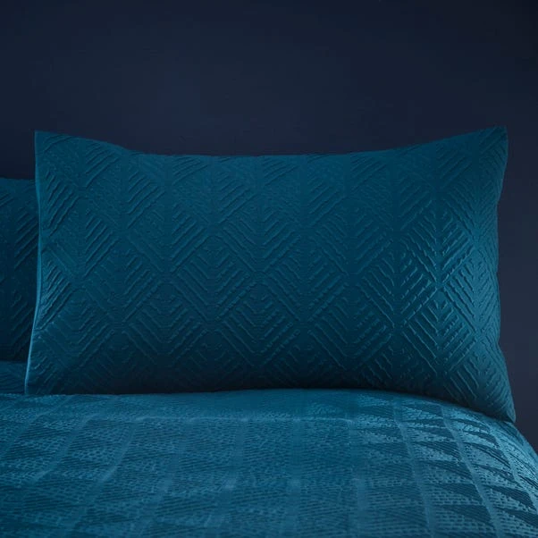 Dunelm Parisa Geometric Peacock Duvet Cover And Pillowcase Set 4 Dunelm Parisa Geometric Peacock Duvet Cover And Pillowcase Set - Image 4