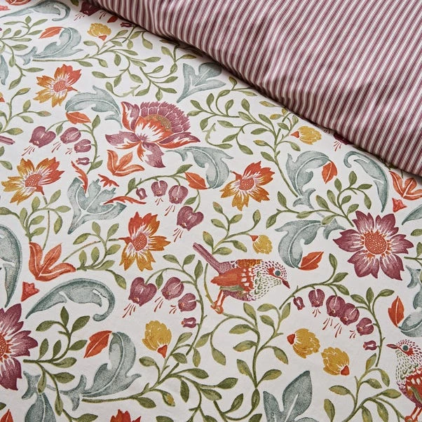 Dunelm Ruskin Red 100% Cotton Reversible Duvet Cover And Pillowcase Set 5 Dunelm Ruskin Red 100% Cotton Reversible Duvet Cover And Pillowcase Set - Image 5