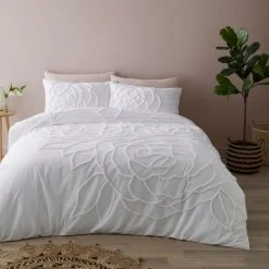 Dunelm Talia White Tufted 100% Cotton Duvet Cover And Pillowcase Set