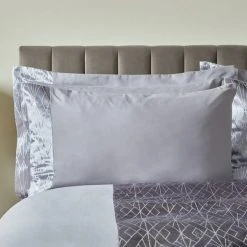 Dunelm Harlow Silver Duvet Cover And Pillowcase Set 5 Dunelm Harlow Silver Duvet Cover And Pillowcase Set -Furn. Shop 30753002 alt02