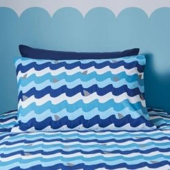 Dunelm Sharks Duvet Cover And Pillowcase Set 9 Dunelm Sharks Duvet Cover And Pillowcase Set -Furn. Shop 30768122 alt03