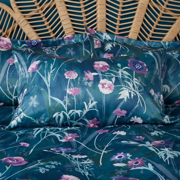 Dunelm Poppy Garden Duvet Cover And Pillowcase Set 2 Dunelm Poppy Garden Duvet Cover And Pillowcase Set - Image 2