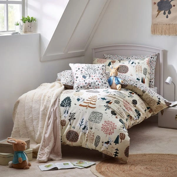 Peter Rabbit™ Scandi Woods Natural Duvet Cover And Pillowcase Set 1 Peter Rabbit™ Scandi Woods Natural Duvet Cover And Pillowcase Set