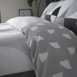 Catherine Lansfield Sirkel Geometric Duvet Cover Set Grey Single Bedding Set 7 Catherine Lansfield Sirkel Geometric Duvet Cover Set Grey Single Bedding Set -Furn. Shop 68258478 3