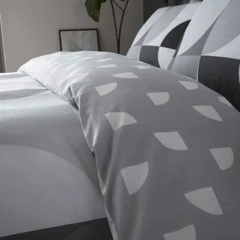 Catherine Lansfield Sirkel Geometric Duvet Cover Set Grey Single Bedding Set 3 Catherine Lansfield Sirkel Geometric Duvet Cover Set Grey Single Bedding Set - Image 3